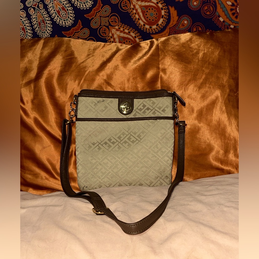 Tommy Hilfiger Crossbody